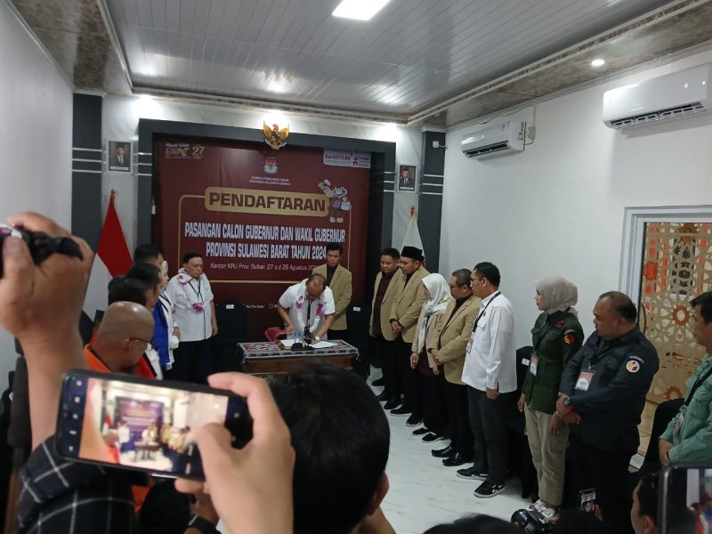 Proses pendaftaran SDK-JSM di KPU Sulbar