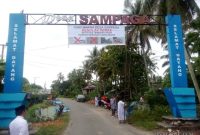 Spanduk Penolakan Tambang Pasir Di Pintu Gerbang Desa Sampaga