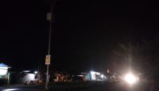 Lampu Jalan di Jl Lingkar Bandara Tampa Padang Mamuju, ingkungan Sampoang, Kelurahan Sinyonyoi, Kecamatan Kalukku, Kabupaten Mamuju, Sulawesi Barat (Sulbar) mengeluhkan kondisi lampu jalan yang mati di sepanjang Jl Lingkar Bandara Tampa Padang.