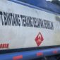 Mobil PT BINTANG TERANG DELAPAN SEMBILAN saat di amankan pihak kepolisian, dengan Nomor Polisi DN 1308 RK berkapasitas 8.000 (delapan ribu) liter milik Saudara H. Anto.