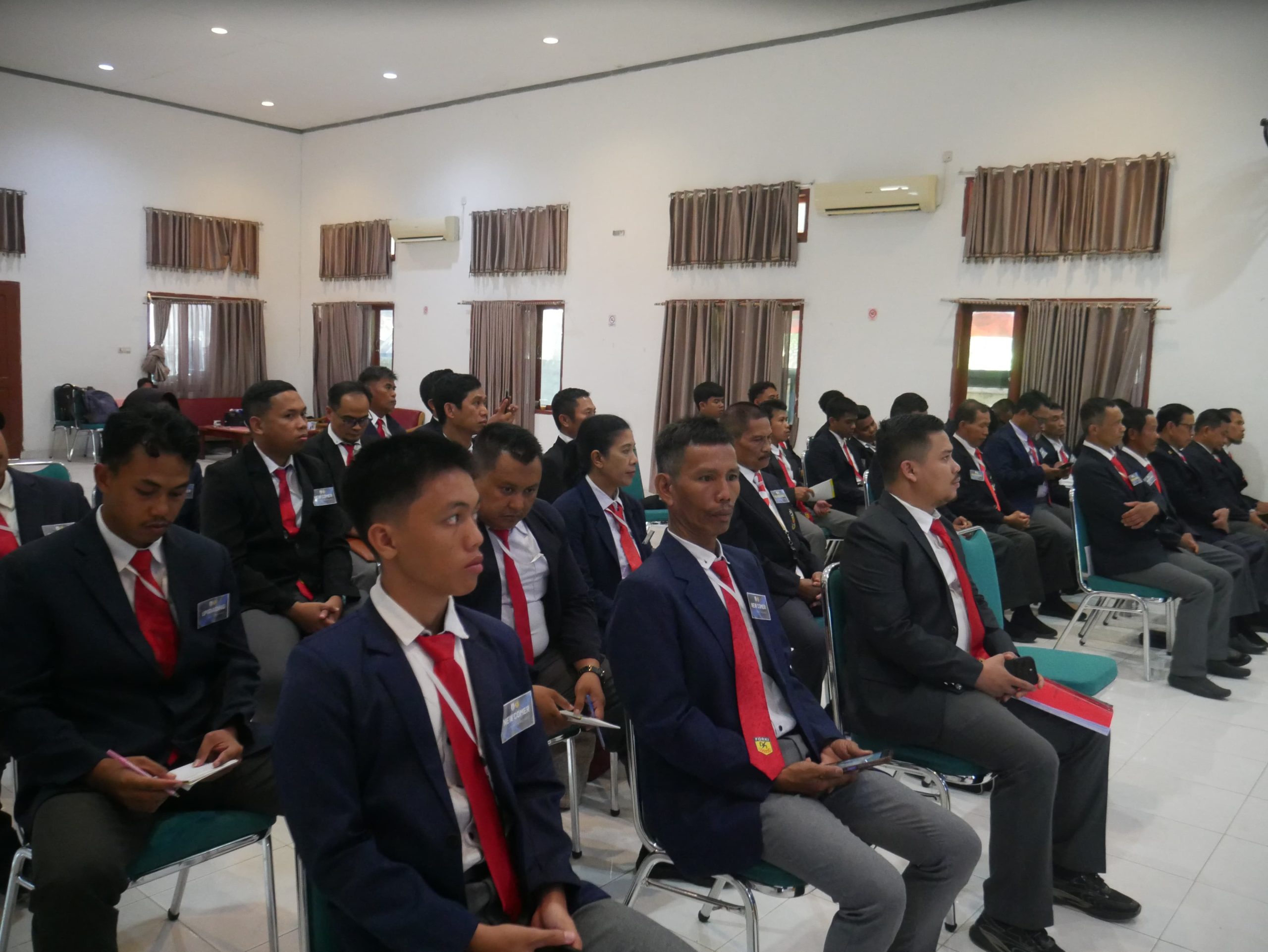 Para peserta yang hadir